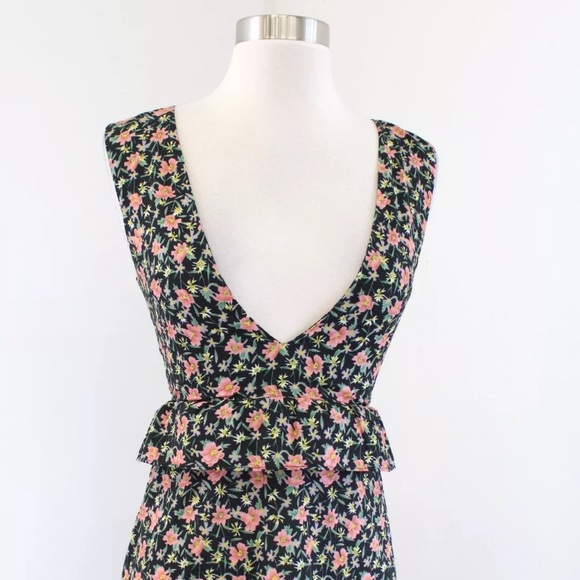 Nightwalker Revolve Plunge Floral Ruffle Dress - Picture 4 of 8